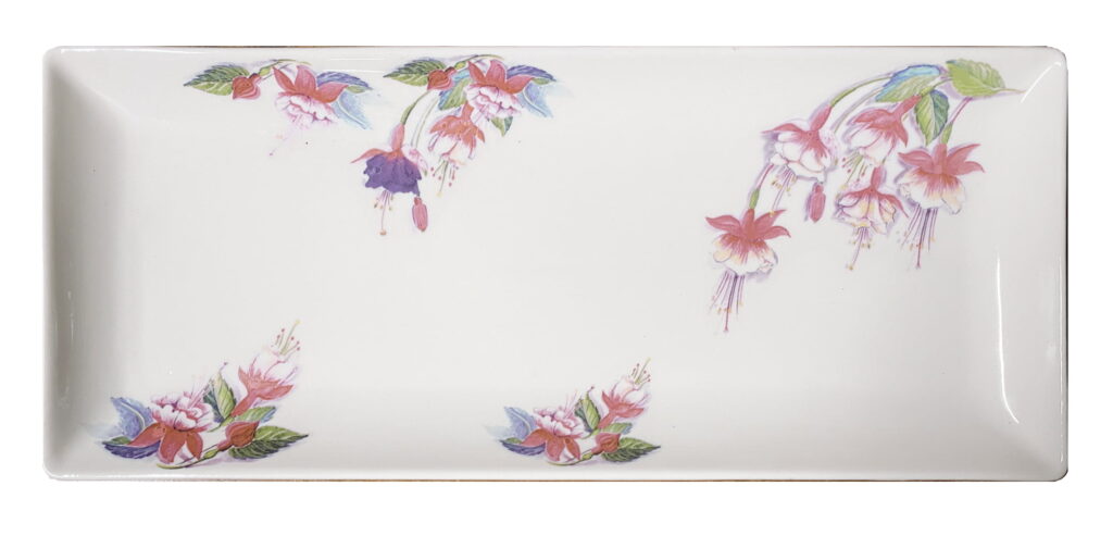 Collection Galerie Poggi 6 - Porcelaine artisanale française plat cake Fushia - Porcelaine artisanale française